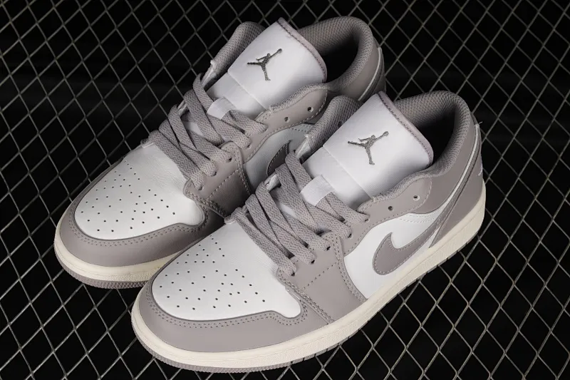 All categories Air Jordan Jordan series basketball shoes Air Jordan 1 Low Z version Air Jordan 1 Low "Vintage Grey" AJ1 Joe 1 white gray low-top basketball shoes 553558-053
